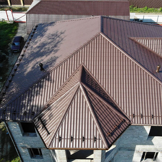Монтаж сложной крыши и кровли в Гурьевске и Калининградской области